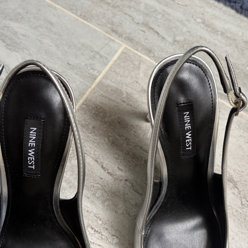 NWOT Nine West Felina Pointy Toe Slingback Pumps - Picture 3 of 5